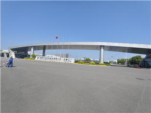 为武汉岚图汽车定制的汽车零部件倍速链装配线